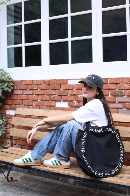 Large circle bag