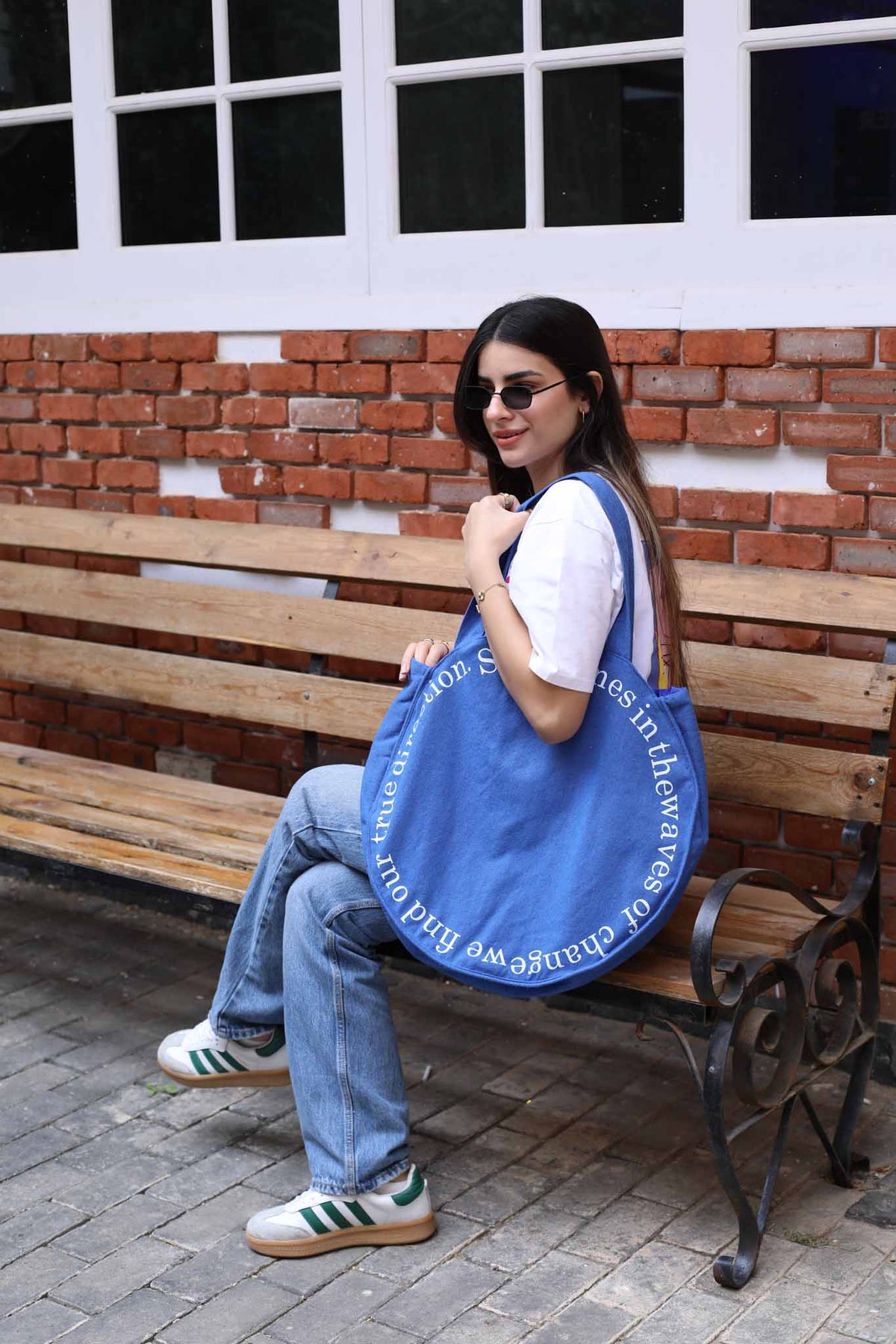 Large circle bag