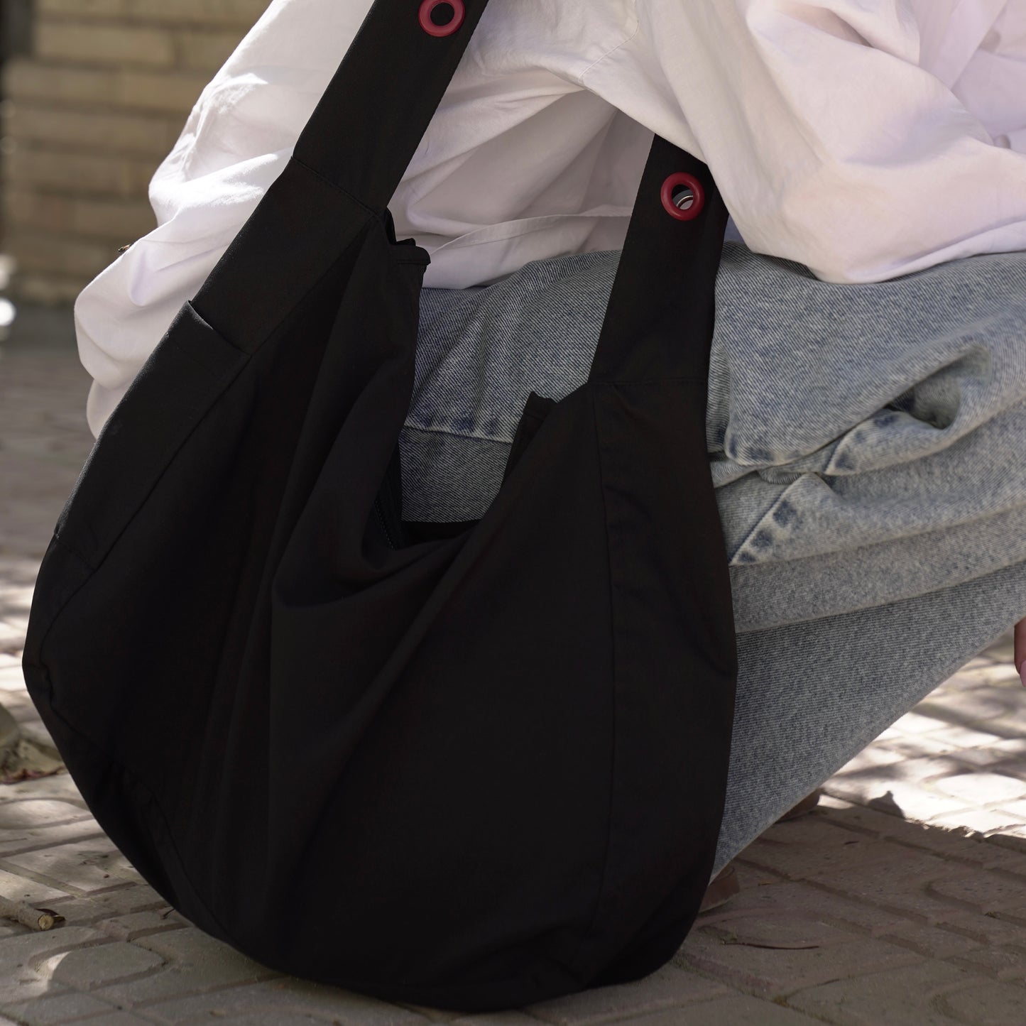 Eyelet bag