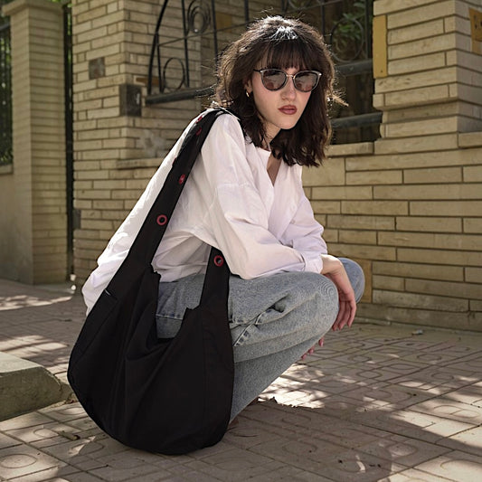 Eyelet bag