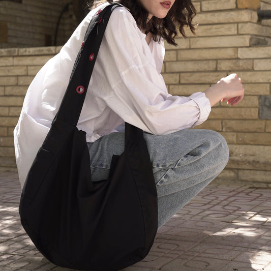Eyelet bag
